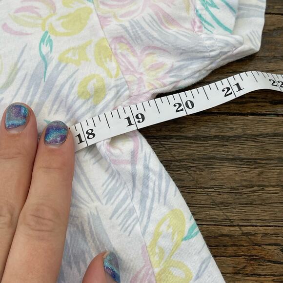 ST. EVE Pastel and White Floral Print Cropped Length T Shirt Size M/L - Picture 6 of 8